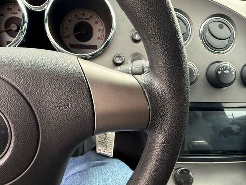 Used 2008 Pontiac Solstice Convertible w/ Preferred Package image 21