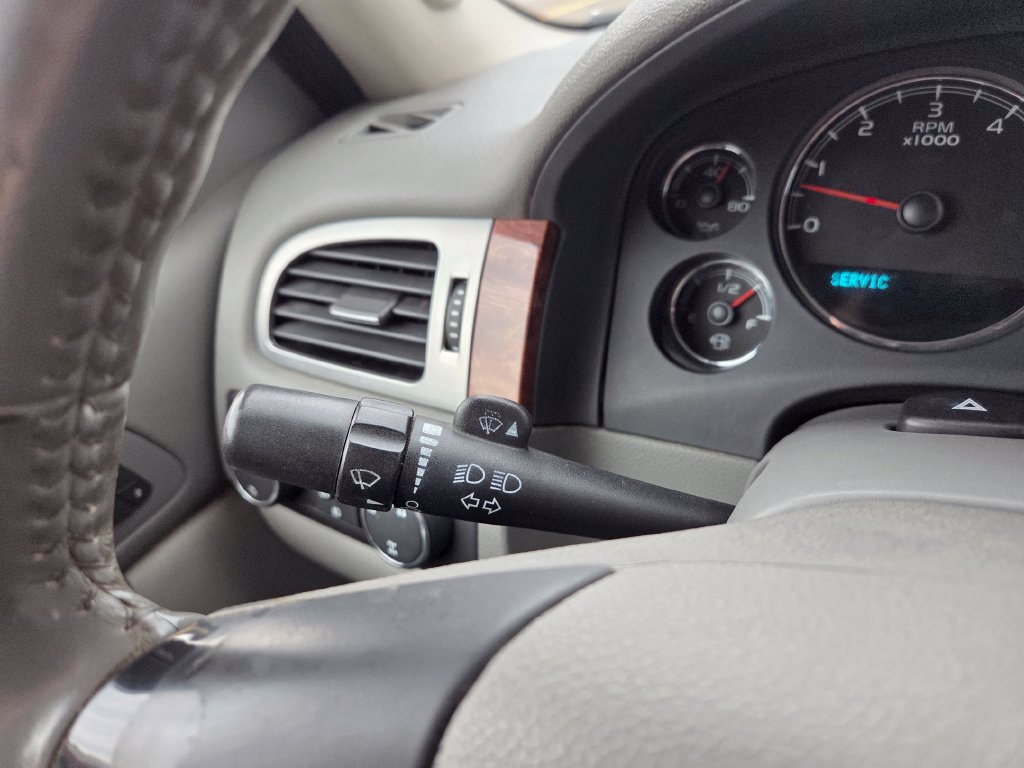 Used 2007 Chevrolet Silverado 1500 LTZ w/ Suspension Package, Off-Road" AWD/4WD image 15