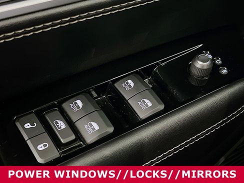 Used 2022 Jeep Wagoneer Series II image 21