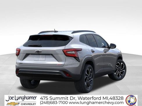 New 2026 Chevrolet Trax RS w/ Sunroof Package image 4