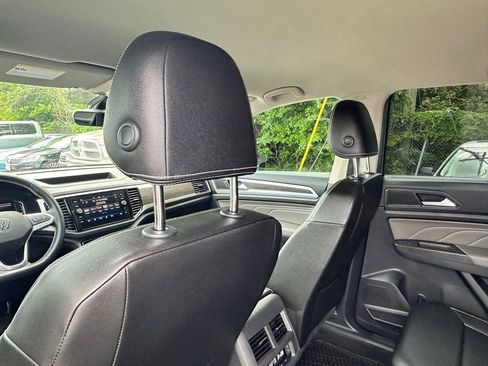 Used 2023 Volkswagen Atlas SE image 23