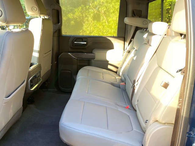 Used 2020 Chevrolet Silverado 2500 LTZ w/ LTZ Premium Package AWD/4WD image 9