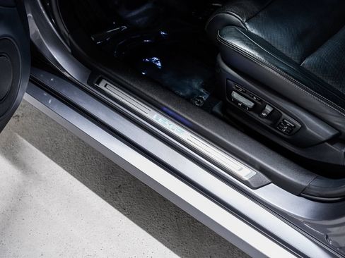 Used 2013 Lexus GS 450h w/ Luxury Pkg RWD image 27