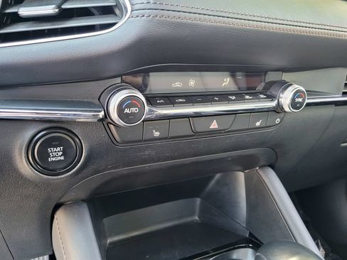 Used 2025 MAZDA MAZDA3 s FWD image 20