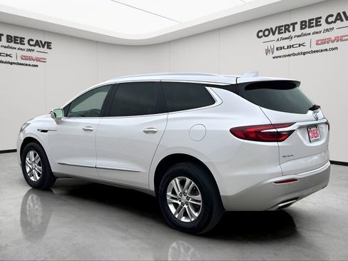 Used 2018 Buick Enclave Essence w/ Trailering Package image 5