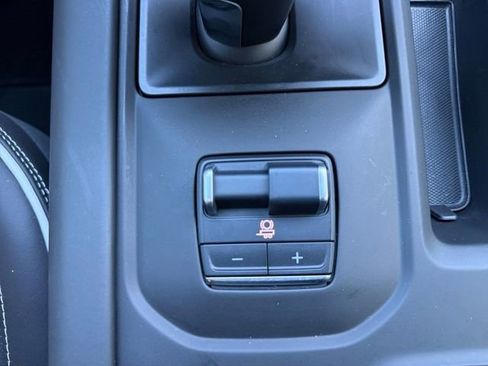 Certified 2025 GMC Sierra 1500 AT4X image 12