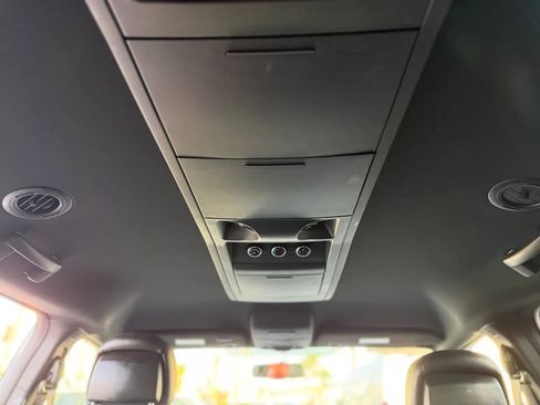 Used 2017 Dodge Grand Caravan GT image 29