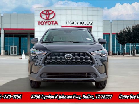 Used 2024 Toyota Corolla Cross L AWD/4WD image 5