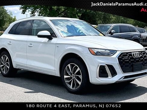 Used 2022 Audi Q5 2.0T Premium Plus w/ Premium Plus Package AWD/4WD image 9