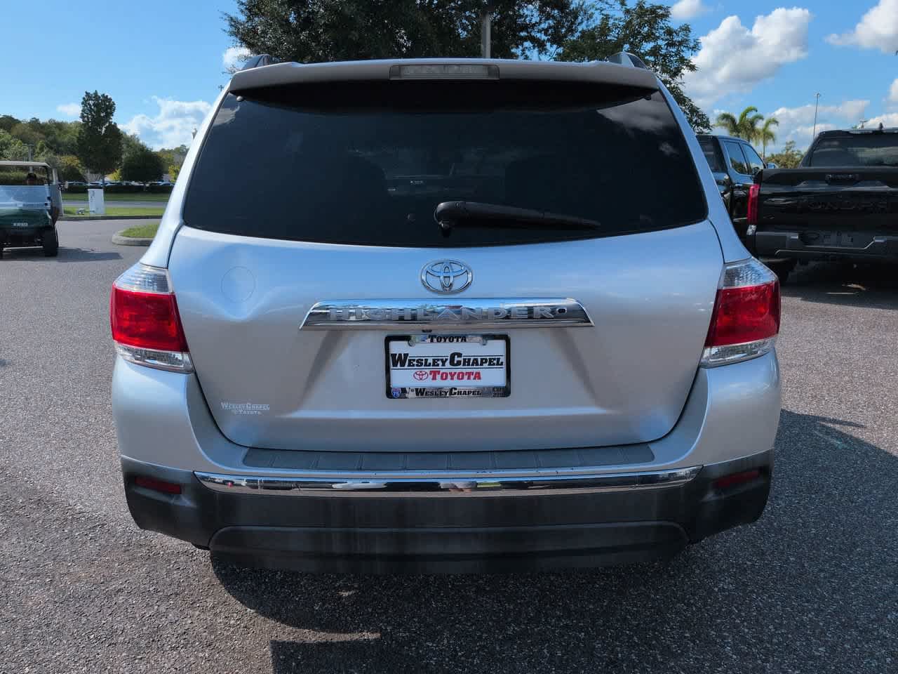 Used 2011 Toyota Highlander Limited w/ Tow Pkg FWD image 5