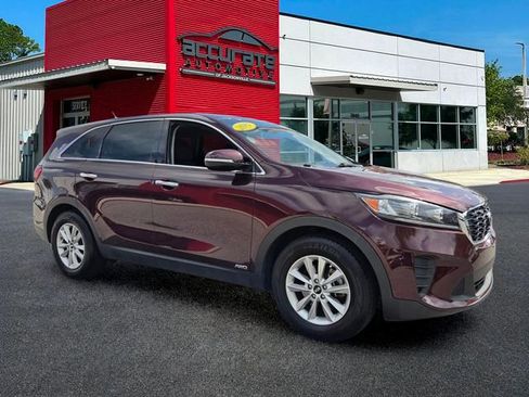Used 2019 Kia Sorento AWD V6 image 7