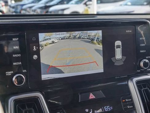 Certified 2023 Kia Sorento S image 22
