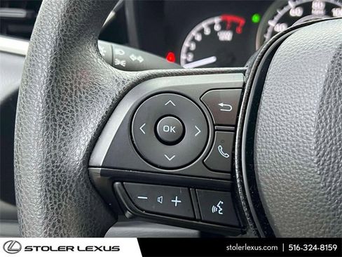 Used 2021 Toyota Corolla LE image 24