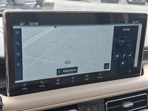 Certified 2022 Lincoln Nautilus Reserve AWD/4WD image 17