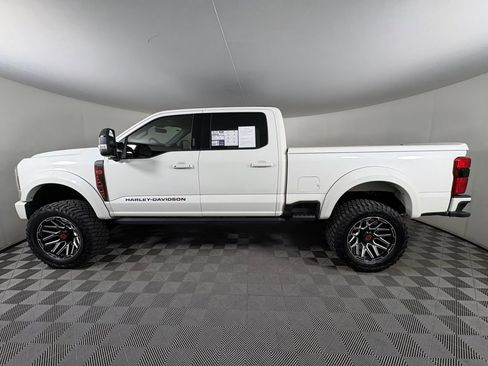 Used 2024 Ford F250 Lariat w/ Lariat Ultimate Package image 4
