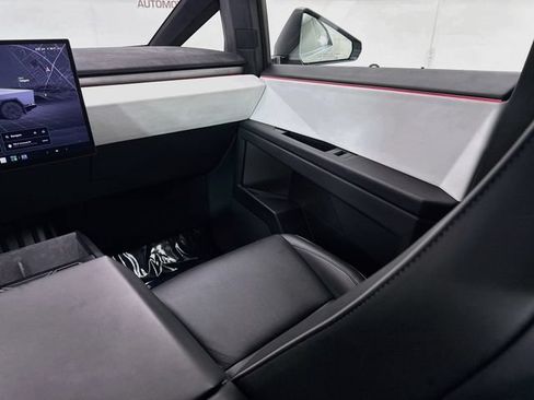 Used 2024 Tesla Cybertruck Cyberbeast AWD/4WD image 22