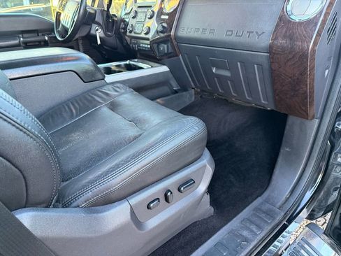 Used 2013 Ford F350 Platinum w/ FX4 Off Road Pkg image 17
