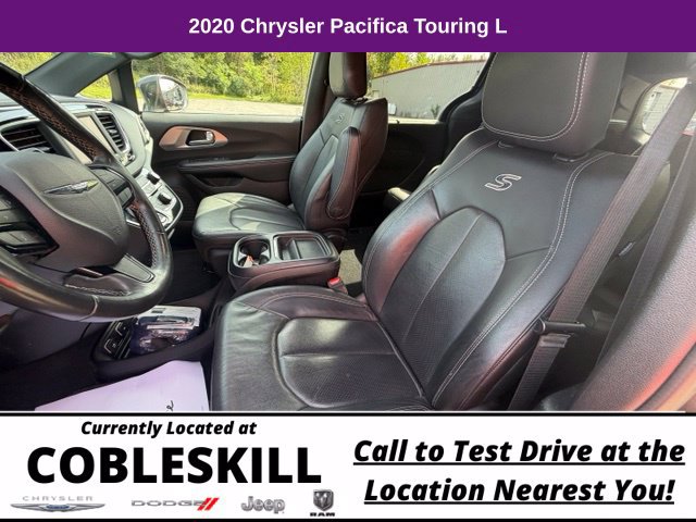 Used 2020 Chrysler Pacifica Touring-L w/ S Appearance Package FWD image 12
