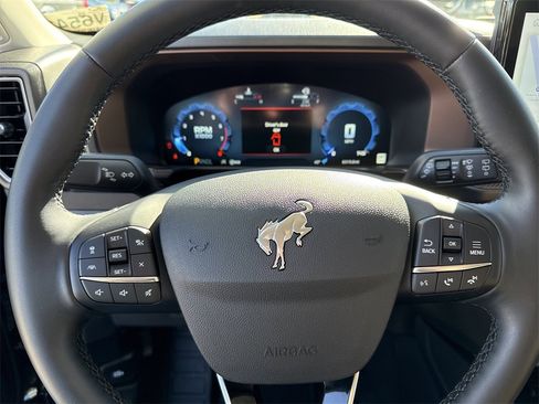 Used 2025 Ford Bronco Sport Outer Banks w/ Outer Banks Tech Package+ image 24