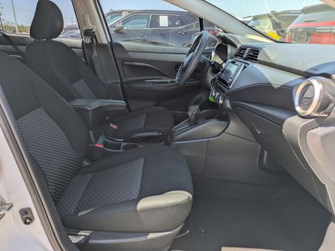 Used 2023 Nissan Versa S image 22