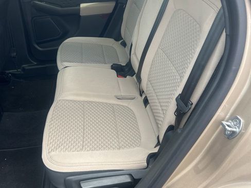 Used 2020 Ford Escape SE FWD image 6
