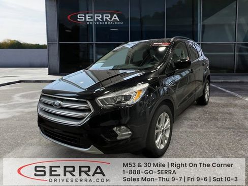 Used 2019 Ford Escape SEL image 1