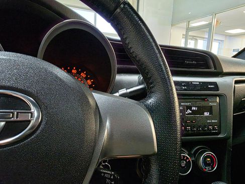Used 2013 Scion tC image 27