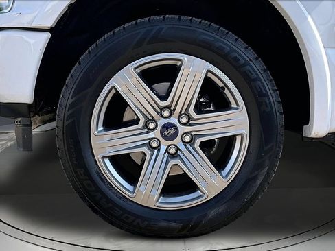 Used 2018 Ford F150 XLT w/ Equipment Group 302A Luxury AWD/4WD image 35