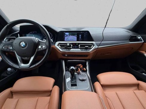 Used 2022 BMW 330i xDrive Sedan w/ Driving Assistance Package AWD/4WD image 9