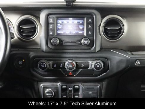 Used 2018 Jeep Wrangler Unlimited Sport S image 27