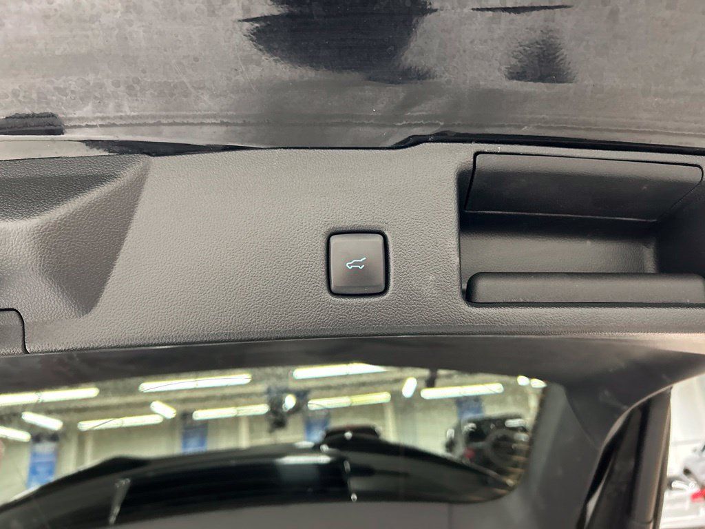 Used 2024 Ford Escape ST-Line AWD/4WD image 27