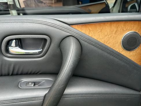 Used 2014 INFINITI QX80 4WD image 45