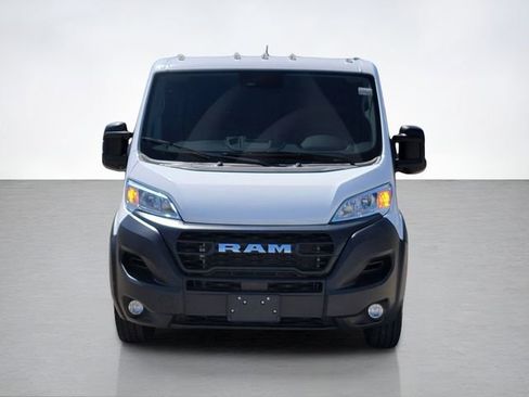 Used 2025 RAM ProMaster 2500 w/ Convenience Group FWD image 8