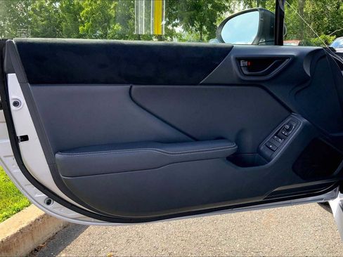 New 2025 Toyota GR86 Premium image 10