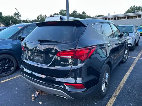 Used 2017 Hyundai Santa Fe Sport w/ Cargo Package FWD image 5