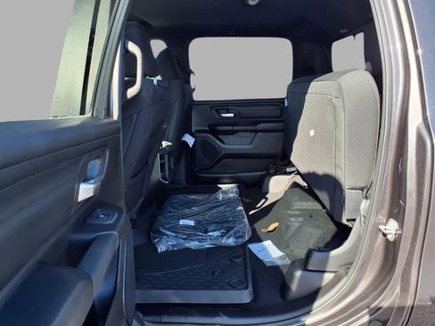 New 2026 RAM 1500 Express AWD/4WD image 24