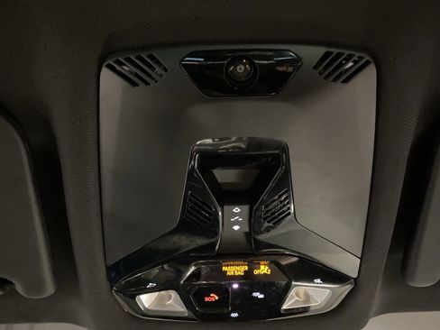 Used 2023 BMW X1 xDrive28i w/ Premium Package image 18