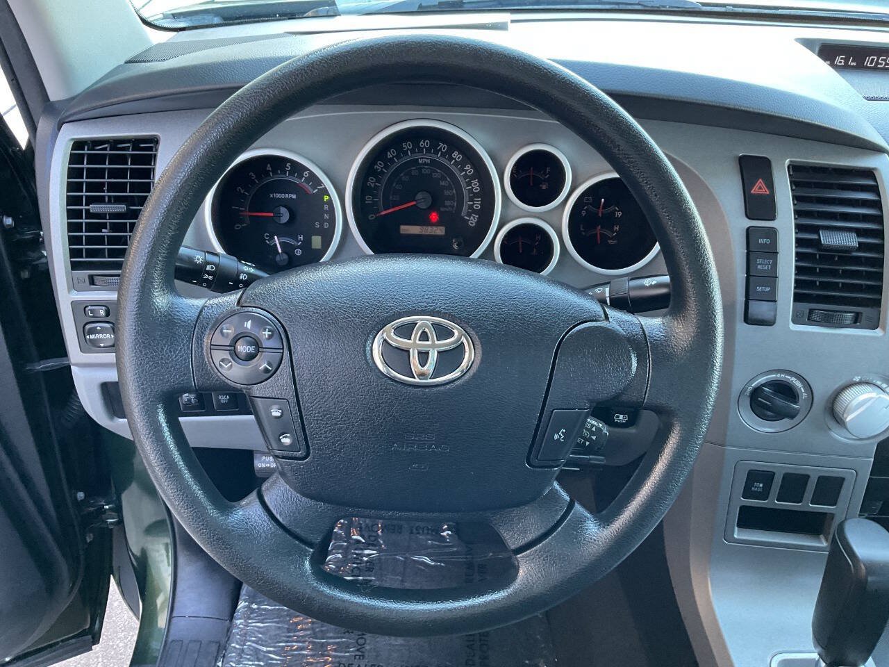 Used 2013 Toyota Tundra 4x4 Double Cab w/ TRD Off-Road Pkg image 17