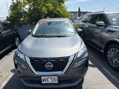 Used 2023 Nissan Rogue SV FWD image 2