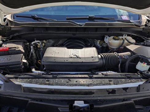 Used 2023 Chevrolet Tahoe Z71 w/ Luxury Package image 25