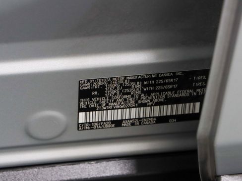 Used 2019 Toyota RAV4 XLE image 32