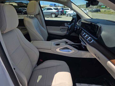 New 2026 Mercedes-Benz GLE 450e 4MATIC image 11