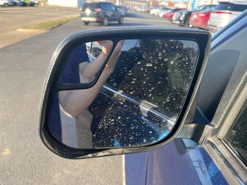 Used 2019 GMC Canyon SLT w/ Trailering Package image 15