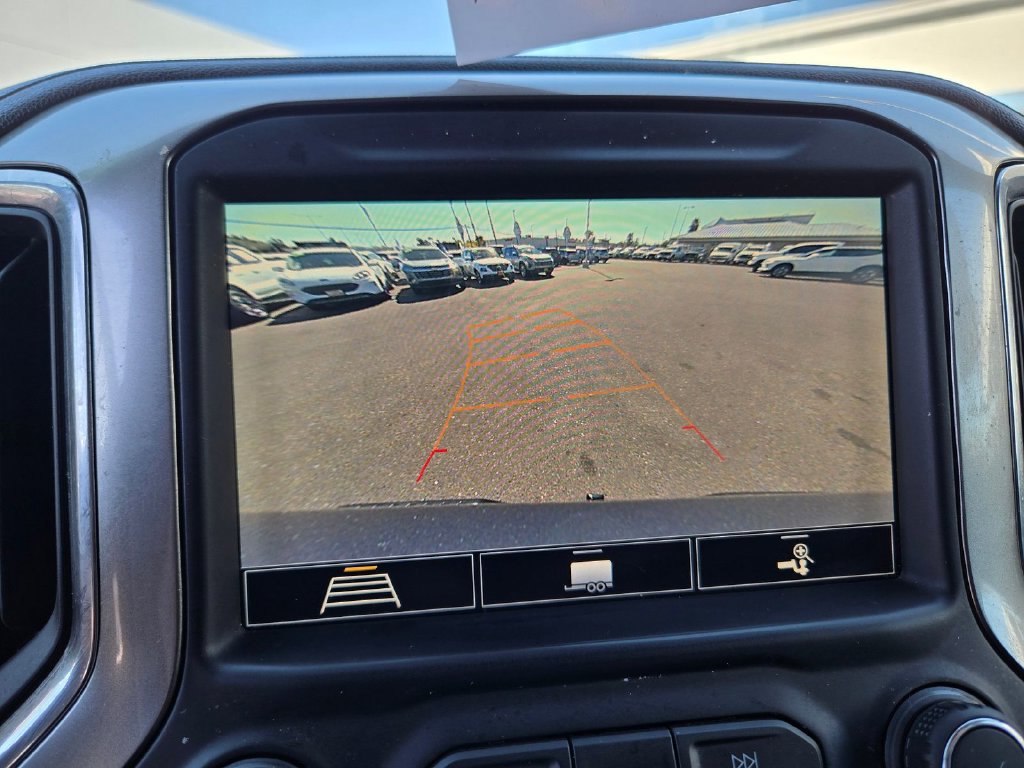 Used 2020 Chevrolet Silverado 1500 RST AWD/4WD image 7