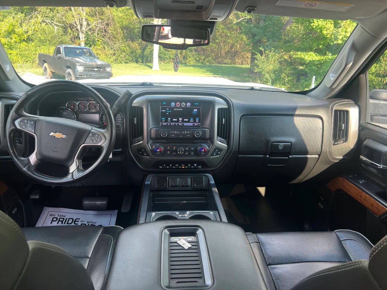 Used 2017 Chevrolet Silverado 2500 High Country w/ Duramax Plus Package AWD/4WD image 17