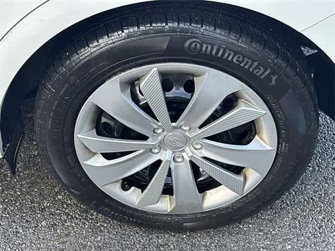 Certified 2022 Subaru Impreza 2.0i image 5