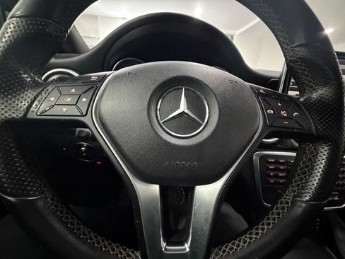 Used 2014 Mercedes-Benz CLA 250 image 20