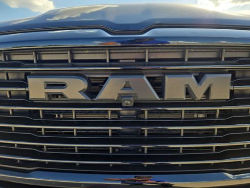 Used 2025 RAM 1500 Laramie w/ Night Edition AWD/4WD image 9