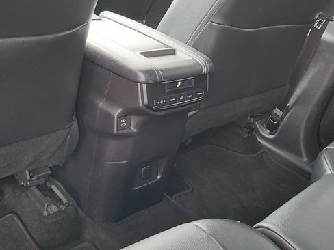 Used 2025 Toyota Grand Highlander AWD image 17