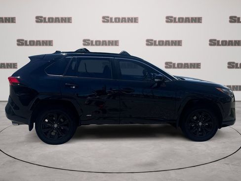 Used 2023 Toyota RAV4 SE w/ Convenience Package AWD/4WD image 6